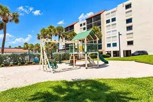 1975 Gulf of Mexico Dr, Longboat Key, FL 34228 - Photo 57