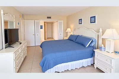 1975 Gulf Of Mexico Drive #G4-307, Longboat Key, FL 34228 - Photo 15