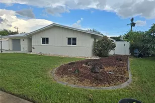 5420 Starwood Pl, Sarasota, FL 34232 - Photo 5