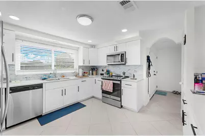 4428 W 56th Street, Bradenton, FL 34210 - Photo 11