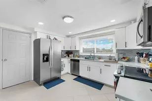 4428 W 56th St, Bradenton, FL 34210 - Photo 13