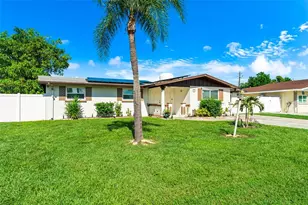 4428 W 56th St, Bradenton, FL 34210 - Photo 3