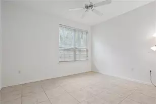 5561 Rosehill Rd, Sarasota, FL 34233 - Photo 19