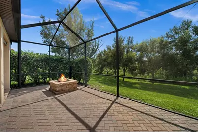 8212 36th Street E, Sarasota, FL 34243 - Photo 33