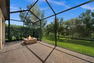 8212 36th St E, Sarasota, FL 34243 - Photo 33