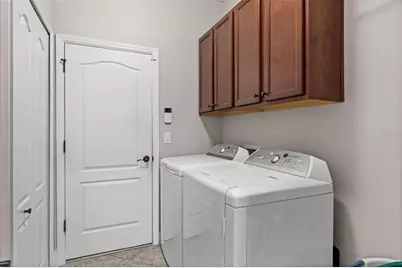 8212 36th Street E, Sarasota, FL 34243 - Photo 17