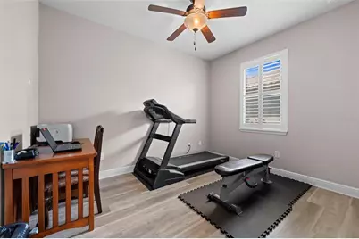 8212 36th Street E, Sarasota, FL 34243 - Photo 25