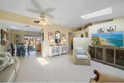 270 W Seminole Drive, Venice, FL 34293 - Photo 3