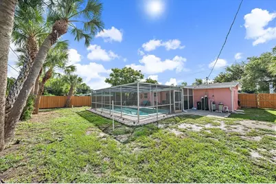 270 W Seminole Drive, Venice, FL 34293 - Photo 19