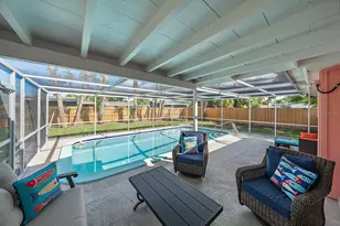 270 W Seminole Dr, Venice, FL 34293 - Photo 15