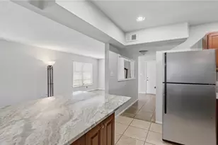 318 Barlow Ave, Sarasota, FL 34232 - Photo 11