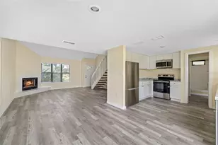 2004 Wood Hollow Pl, Sarasota, FL 34235 - Photo 11