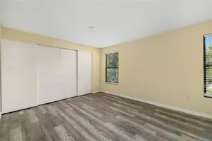 2004 Wood Hollow Pl, Sarasota, FL 34235 - Photo 25