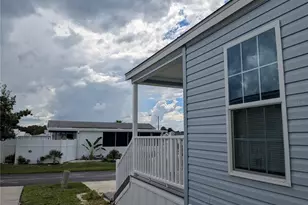 10354 Smooth Water Dr, Hudson, FL 34667 - Photo 31