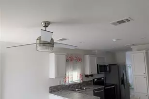 10354 Smooth Water Dr, Hudson, FL 34667 - Photo 9
