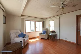 210 Southwinds Dr, Sarasota, FL 34231 - Photo 5