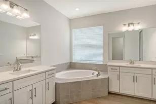19618 Conch Dr, Lakewood Ranch, FL 34211 - Photo 23