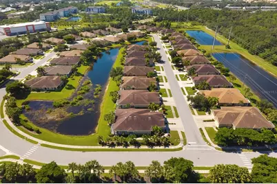 292 Capulet Drive, Venice, FL 34292 - Photo 11
