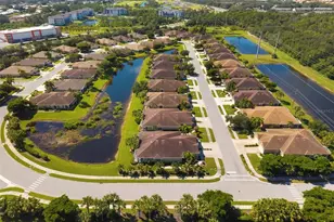 292 Capulet Dr, Venice, FL 34292 - Photo 11