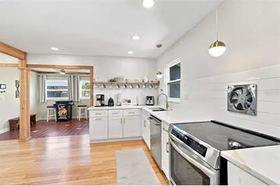 2667 Cheryle Lane, Sarasota, FL 34237 - Photo 23