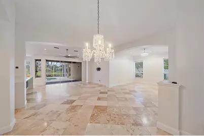 11915 Clubhouse Drive, Lakewood Ranch, FL 34202 - Photo 7