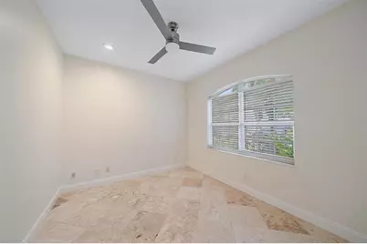 11915 Clubhouse Drive, Lakewood Ranch, FL 34202 - Photo 31