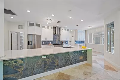 11915 Clubhouse Drive, Lakewood Ranch, FL 34202 - Photo 17