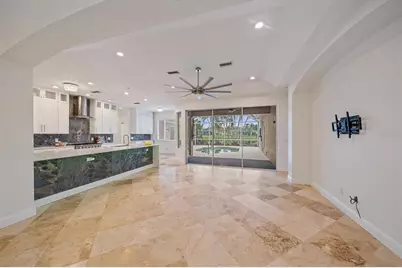 11915 Clubhouse Drive, Lakewood Ranch, FL 34202 - Photo 15
