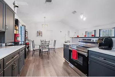 3419 29th Street Court E, Bradenton, FL 34208 - Photo 5