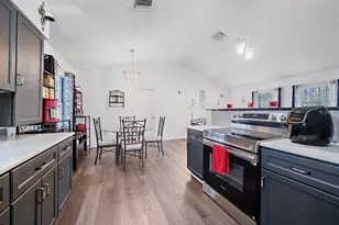 3419 29th St Ct E, Bradenton, FL 34208 - Photo 5