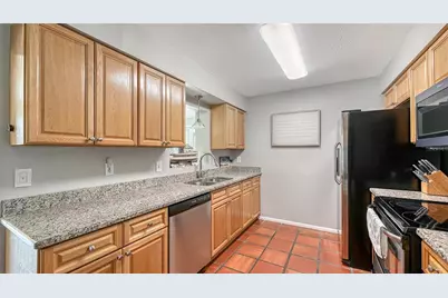 5338 Foxwood Drive, Sarasota, FL 34232 - Photo 7