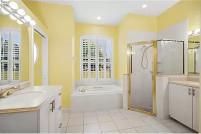 5631 Bent Oak Drive, Sarasota, FL 34232 - Photo 33