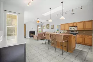 5631 Bent Oak Dr, Sarasota, FL 34232 - Photo 17