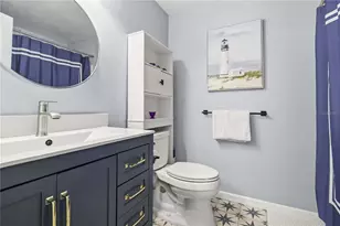 5601 Bentgrass Dr, Sarasota, FL 34235 - Photo 11