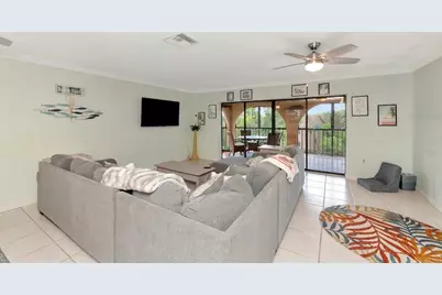 7517 34th Avenue W #6, Bradenton, FL 34209 - Photo 5