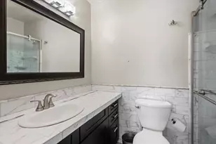 2753 Golf Course Dr, Sarasota, FL 34234 - Photo 19