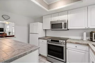 2753 Golf Course Drive #104, Sarasota, FL 34234 - Photo 5
