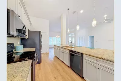 4415 Highland Oaks Circle, Sarasota, FL 34235 - Photo 19