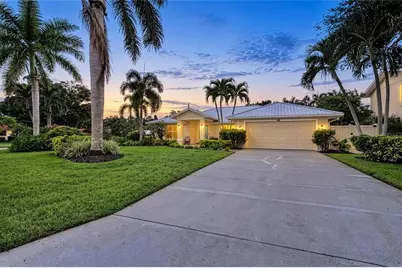 7620 2nd Avenue W, Bradenton, FL 34209 - Photo 1