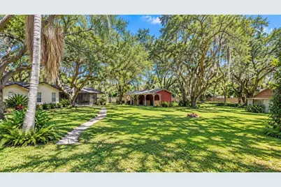 7405 Williams Road, Seffner, FL 33584 - Photo 9