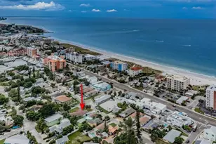 13401 1st St E, Madeira Beach, FL 33708 - Photo 55