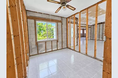 13401 1st Street E, Madeira Beach, FL 33708 - Photo 33