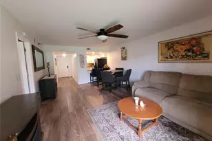 104 Capri Isles Blvd, Venice, FL 34292 - Photo 3
