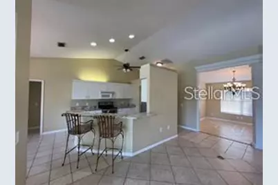 494 Lake Of The Woods Drive, Venice, FL 34293 - Photo 7