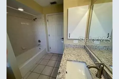 494 Lake Of The Woods Drive, Venice, FL 34293 - Photo 15