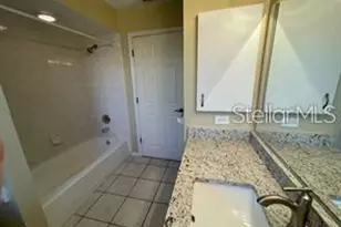 494 Lake of the Woods Dr, Venice, FL 34293 - Photo 15