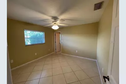494 Lake Of The Woods Drive, Venice, FL 34293 - Photo 11