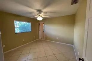 494 Lake of the Woods Dr, Venice, FL 34293 - Photo 11