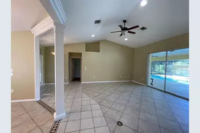 494 Lake Of The Woods Drive, Venice, FL 34293 - Photo 13