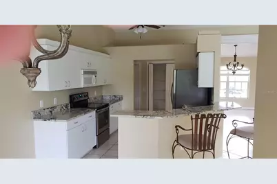 494 Lake Of The Woods Drive, Venice, FL 34293 - Photo 5